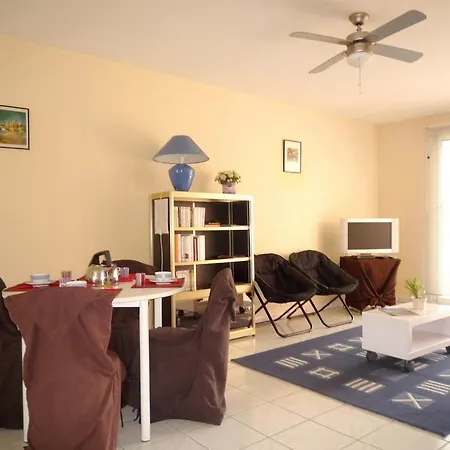 Appartement B9427 T2 Avec Piscine & Parking Gare Du Midi Biarritz